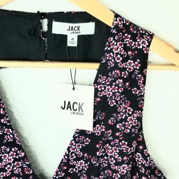 Jack BB Dakota Blue Floral Swish Swish Jumpsuit 4 - Picture 3 of 6